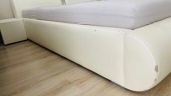 Dvojlôžková postel s úložným priestorom / 200x160 - 7