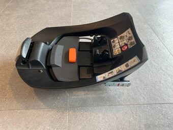 Cybex Aton 5 s Isofixom - 7