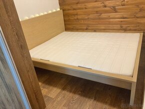 Obývačková zostava, skriňa, televízor, reproduktory, posteľ - 7