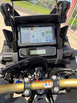 Honda Africa Twin 1100 - 7