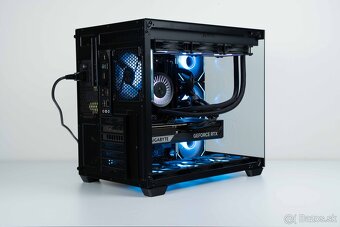 PC R9 9950X / 5080 / 32GB DDR5 / - 7