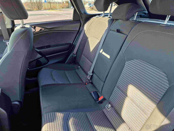 KIA Ceed SW 1.6 CRDi MHEV Gold - 7