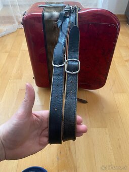 Heligonka Hohner Club lllM CF Trojhlas + kniha - 7