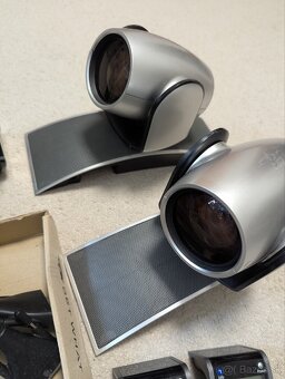 2 x Polycom HDX 7000 - 7
