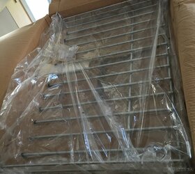 Nábytkové vybavenie - karusely, koše, príborníky.. - 7