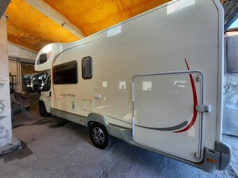 Prenajmem Autokaravan Fiat Ducato ROLLER TEAM.6 miest. - 7