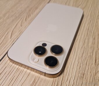 Apple iphone 16 pro 128gb púštny titan - 7