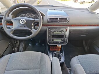 Predám Volkswagen Sharan 1.9 TDI 85 KW..7-miest,bez korozie - 7