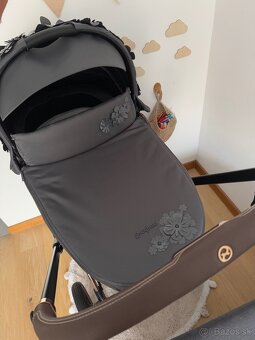 Cybex priam 4.0 Simply flowers grey - 7