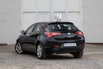 Alfa Romeo Giulietta 2.0 JTD 170k Distinctive - 7