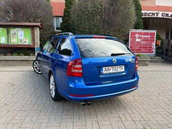 Škoda Octavia Combi 2.0 TFSI RS - 7