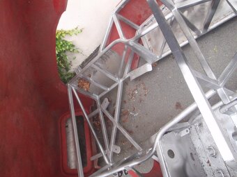 Lotus7 KAIPAN Spyder Silverstone -- Rám + lamináty - 7