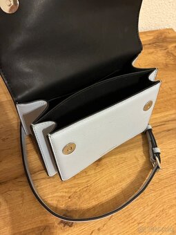 Kabelky Karl Lagerfeld, Guess, Liu-Jo - 7