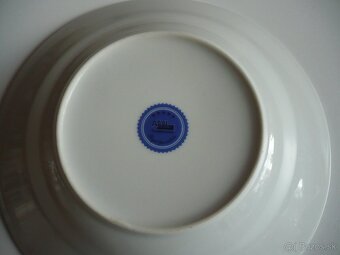 súprava tanierov - 7