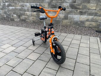Predam detsky bicykel s pomocnymi kolieskami - 7