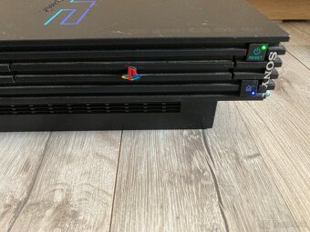 Playstation 2 - 7