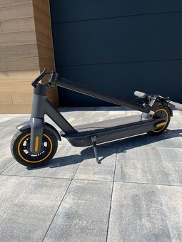 Elektrická kolobežka G30 MAX - 7