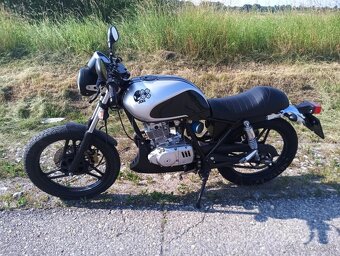 Yuki Sport II cafe racer, nová STK na 4 roky - 7