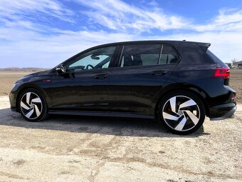 VW Golf VIII GTI 2.0 TSI - 7