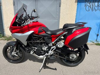 MV Agusta Turismo Veloce 800 - 7