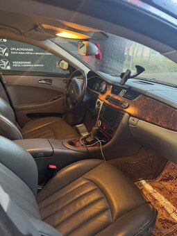 Predám Mercedes CLS 320 - 7
