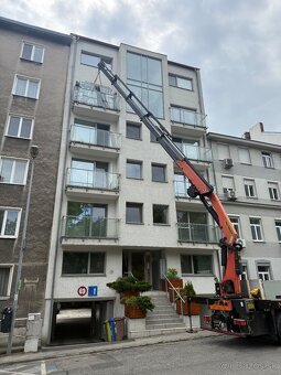 Autodoprava s hydraulickou rukou - dosah 25m - 7