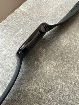 Apple Watch Series 10 46mm – Black, 100 % stav + záruka - 7