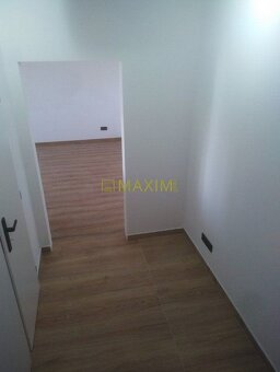 PREDAJ - 2- izbový byt s loggiou na Drobného ulici v Dúbravk - 7