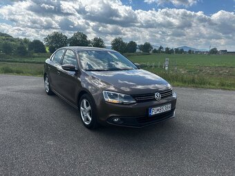 VOLKSWAGEN JETTA 1.2 tsi - 7