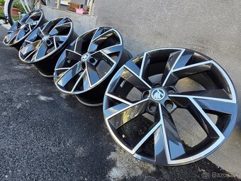 original disky Skoda Triglav Black5x112 r19 et43 7j - 7