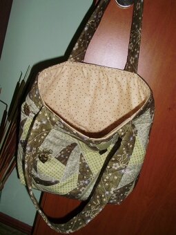 Handmade látkové patchwork kabelky, taštičky, quilty - 7