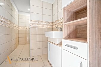 ALL INCLUSIVE | NA PREDAJ INVESTIČNÝ STAVEBNÝ POZEMOK S RD,V - 7