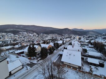 Moderné bývanie s najkrajším výhľadom na Novej Bani - 7