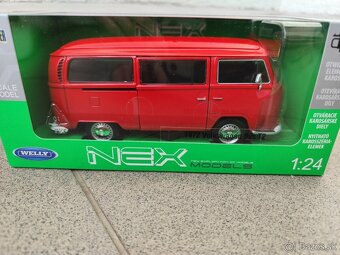 KOVOVÝ MODEL ( OTVÁRATEĽNÉ DVERE A KUFOR ) - VOLKSWAGEN BUS - 7