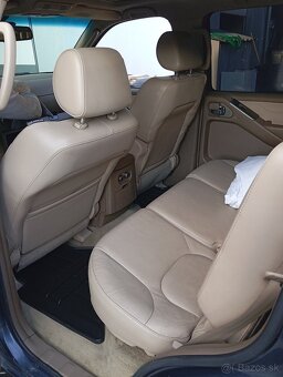 Predám Nissan patfinder 2,5 TDI 4x4 - 7
