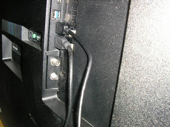 Predam LED televizor - 7