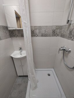 Čerstvo zrekonštruovaná garsónka na prenájom - 7