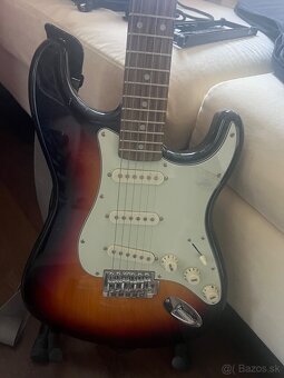 Set ELEKTRICKÁ GITARA, KOMBO, stojan, obal, podnozka - 7