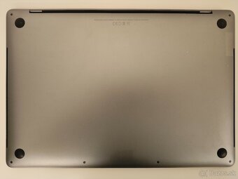 MacBook Pro 15 2016 | i7 • 16GB • 1TB SSD - 7