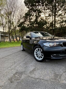 Predám BMW E87 118d 105kw - 7