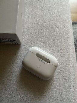 AirPods - 7