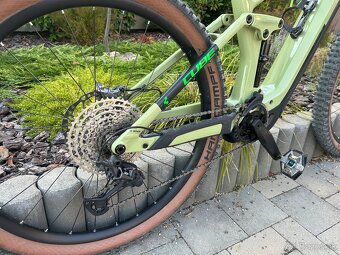 Predám Elektro bicykel Cube Stereo Hybrid 140 HPC SL 750 29 - 7