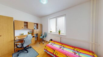 100 m² Nadštandardná výmera 4-izbového bytu v Dubnici nad V - 7