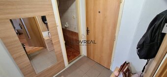 SLOVREAL -PREDAJ 1 IZBOVÝ BYT Hodruša-Hámre - 7