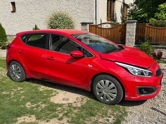 KIA Ceed 1.4 benzin 2015 54000km 1. majiteľ SR POJAZDNÉ - 7