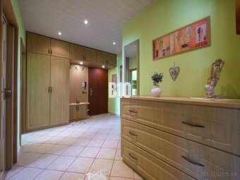 EXKLUZÍVNE na predaj 4-izbový byt, 80 m² + loggia, pivnica - - 7