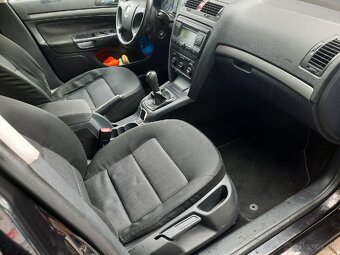 Škoda Octavia Combi II, 1.9 TDI 77kw✅️ NOVÁ STK a EM 9/2027. - 7