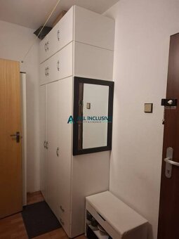 Ponúkame na predaj garzónku s loggiou na Rezedovej ulici v R - 7