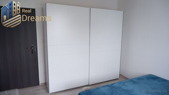 Ponúkame na predaj 3 izbový radový dom v obci Rastislavice. - 7