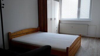 Predám 2 izbový byt - 7